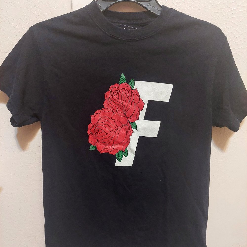 Fairplay black rose t-shirt